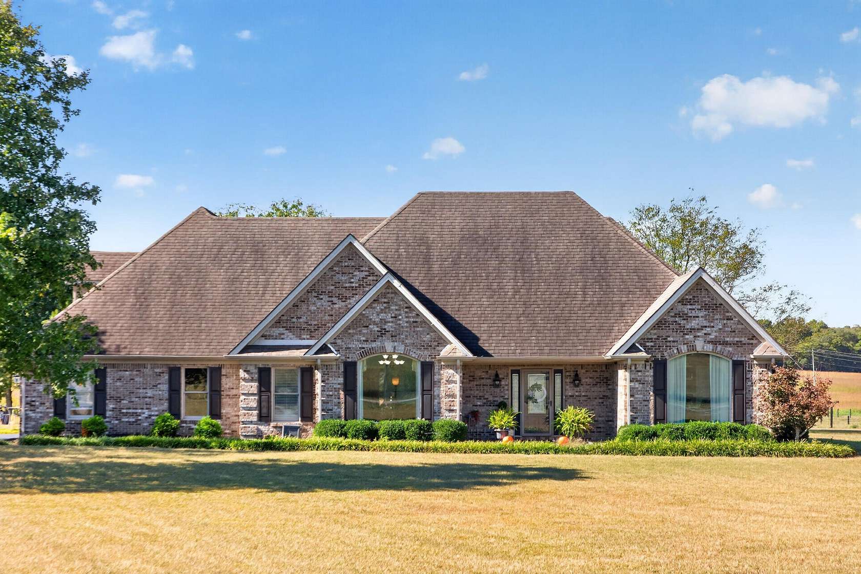 5 Acres of Land with Home for Sale in Nicholasville, Kentucky