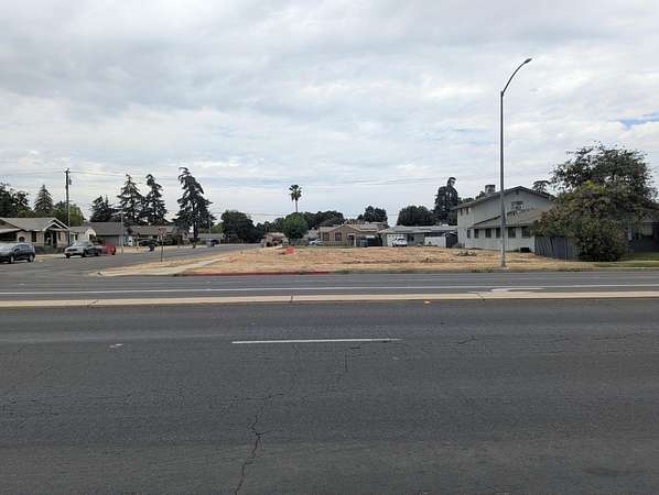 0.23 Acres of Mixed-Use Land for Sale in Fresno, California