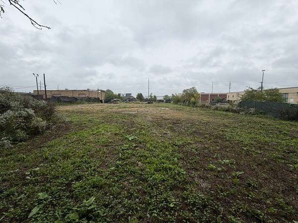 1 Acre of Commercial Land for Sale in Bensenville, Illinois
