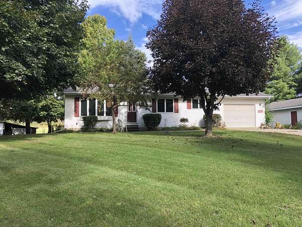 10 Acres of Land with Home for Sale in Farwell, Michigan