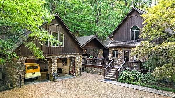 80.5 Acres of Land with Home for Sale in Rome, Georgia