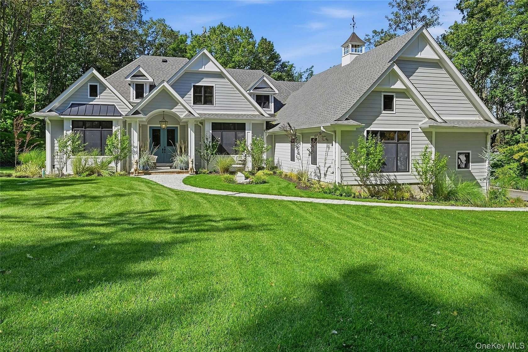2.6 Acres of Land with Home for Sale in Nissequogue, New York