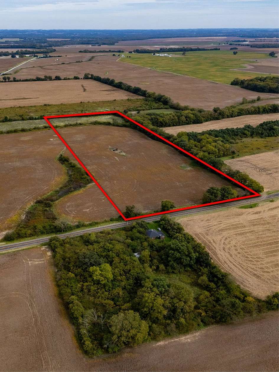 14.7 Acres of Land for Sale in Circleville, Ohio