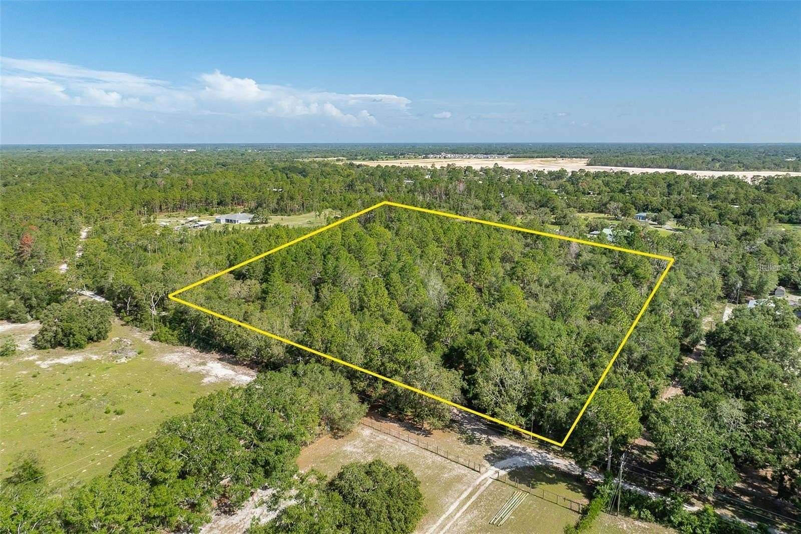 10 Acres of Residential Land for Sale in Spring Hill, Florida