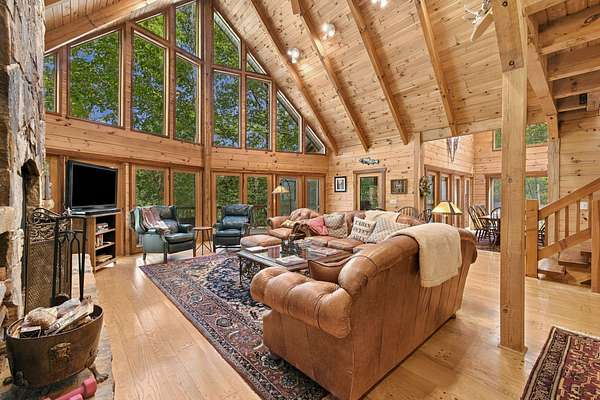 5.2 Acres of Land with Home for Sale in Monteagle, Tennessee