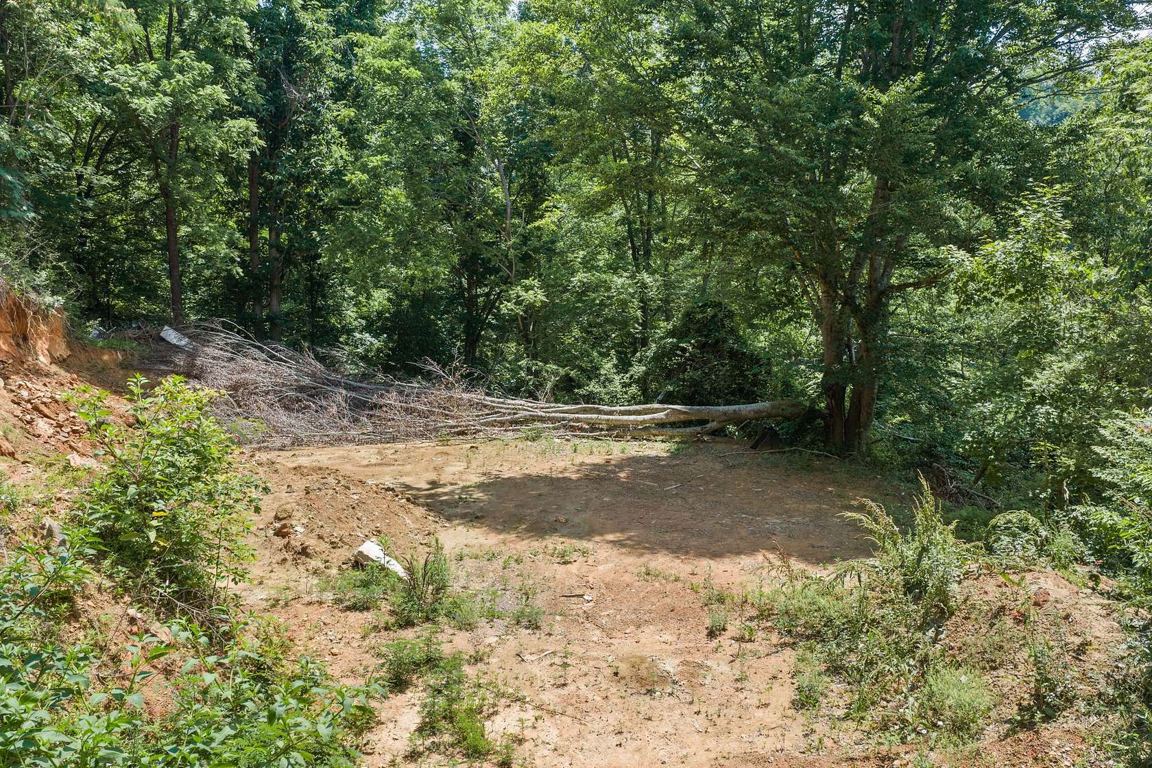 9.7 Acres of Residential Land for Sale in Sevierville, Tennessee