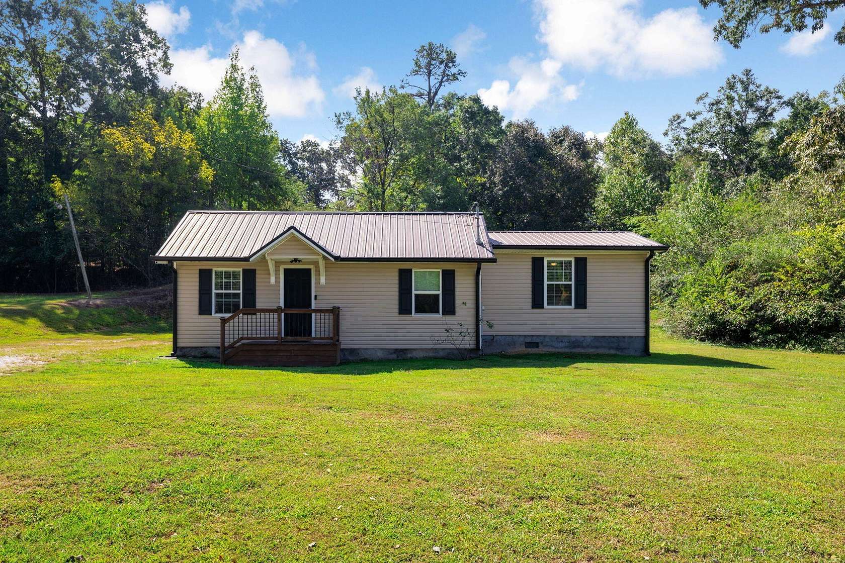 2 Acres of Land with Home for Sale in LaFayette, Georgia
