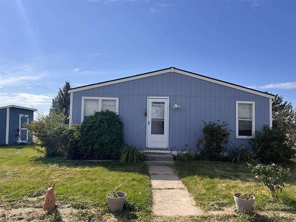 10 Acres of Land with Home for Sale in Gooding, Idaho