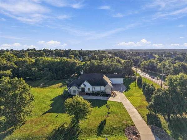 2.28 Acres of Land with Home for Sale in Overland Park, Kansas