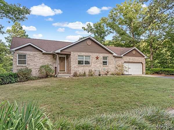 14.9 Acres of Recreational Land with Home for Sale in Coulterville, Illinois
