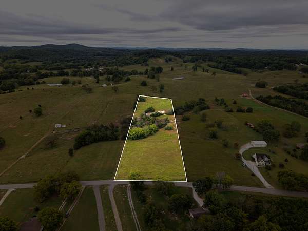 5 Acres of Residential Land for Sale in Lebanon, Tennessee