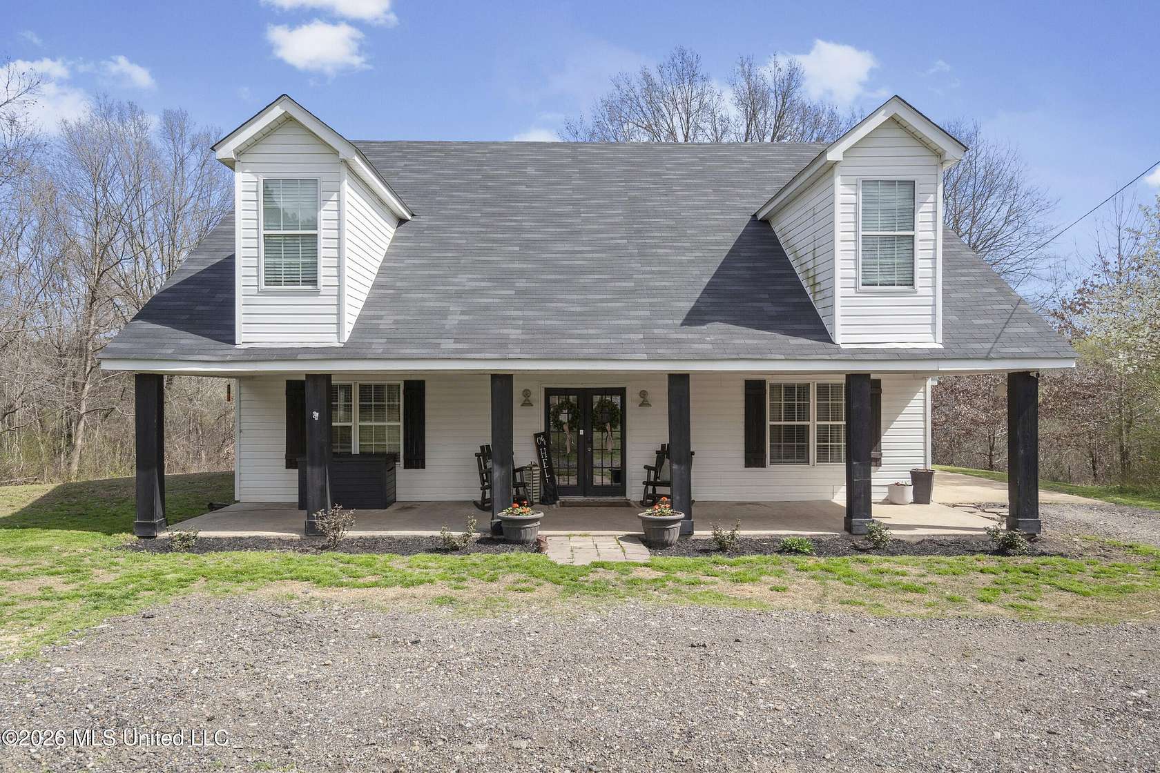 1.5 Acres of Land with Home for Sale in Coldwater, Mississippi