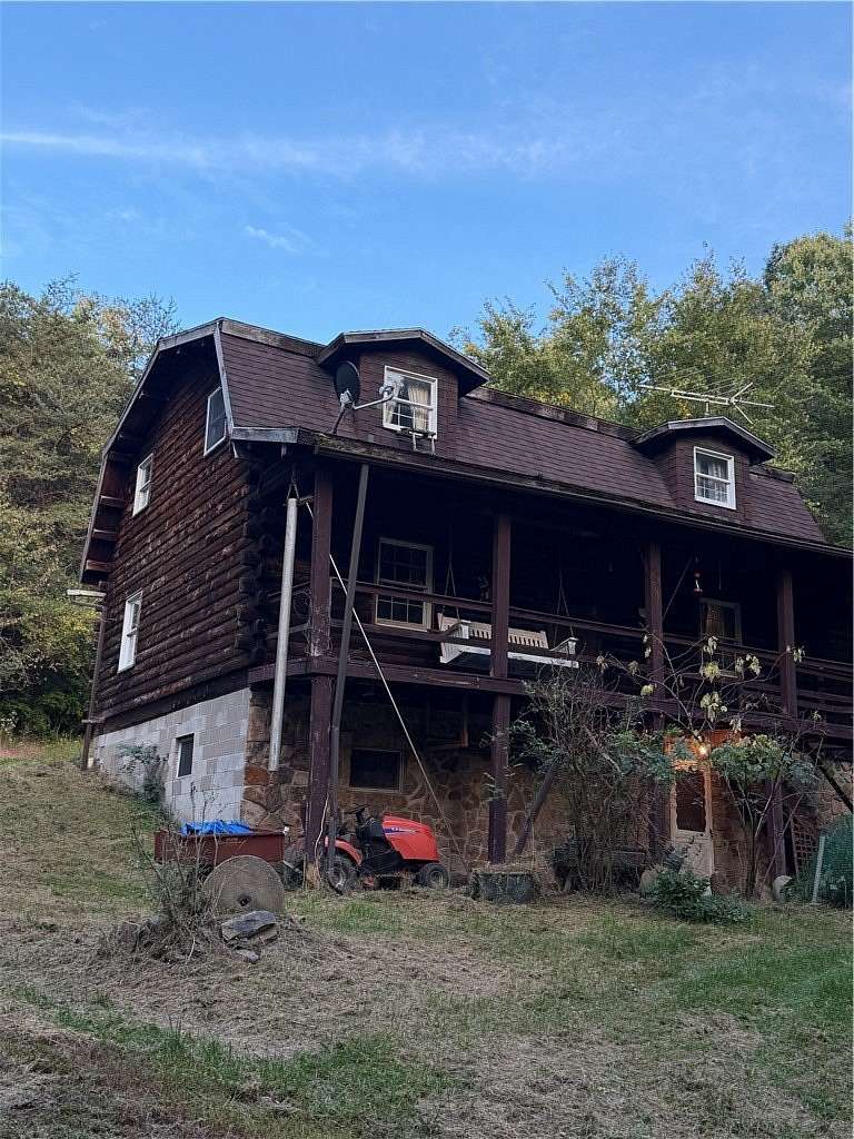 5.2 Acres of Land with Home for Sale in Gilpin Township, Pennsylvania