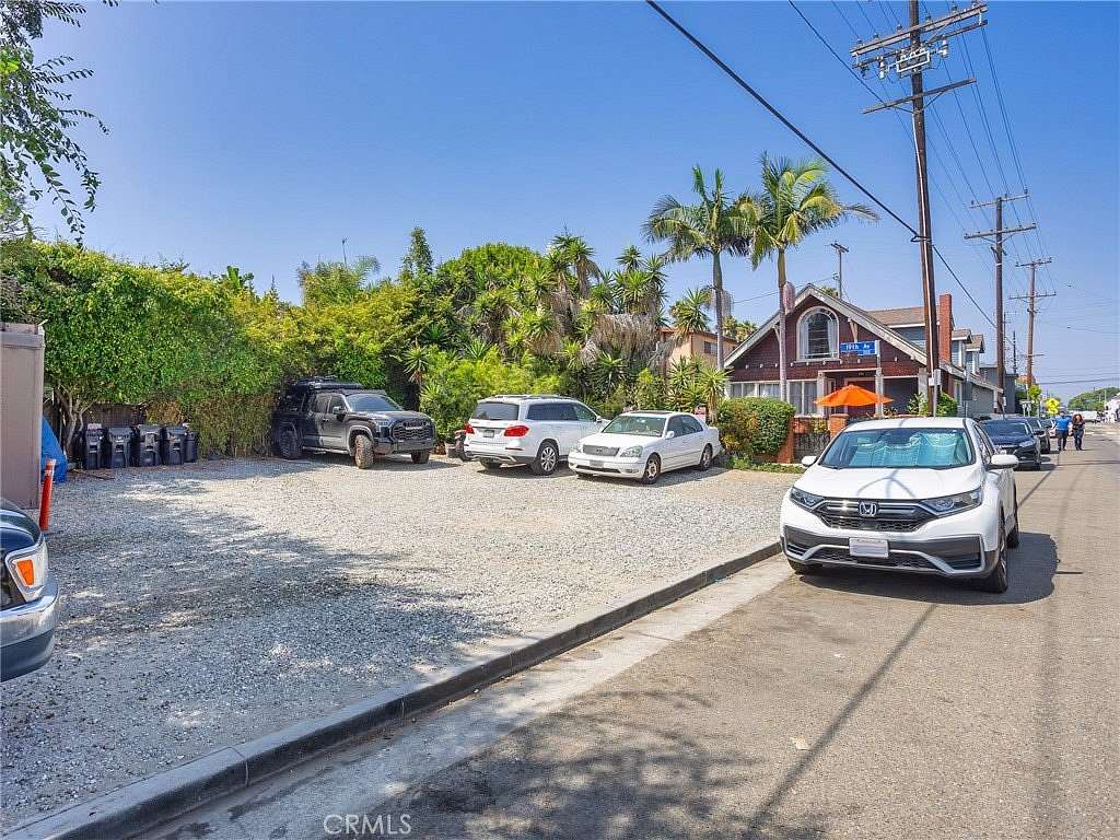0.1 Acres of Land for Sale in Venice, California