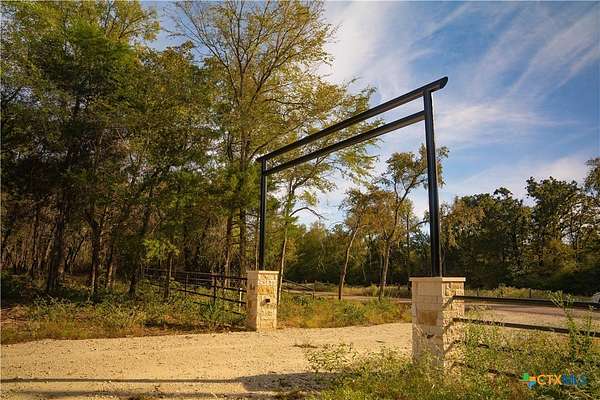 3.5 Acres of Land for Sale in Hearne, Texas
