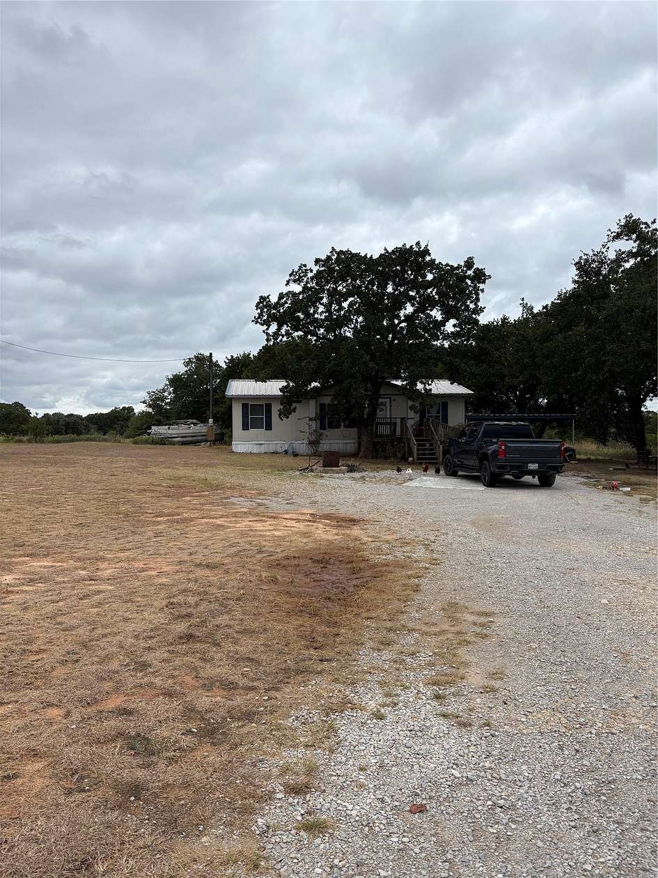 4.48 Acres of Land with Home for Sale in Bridgeport, Texas