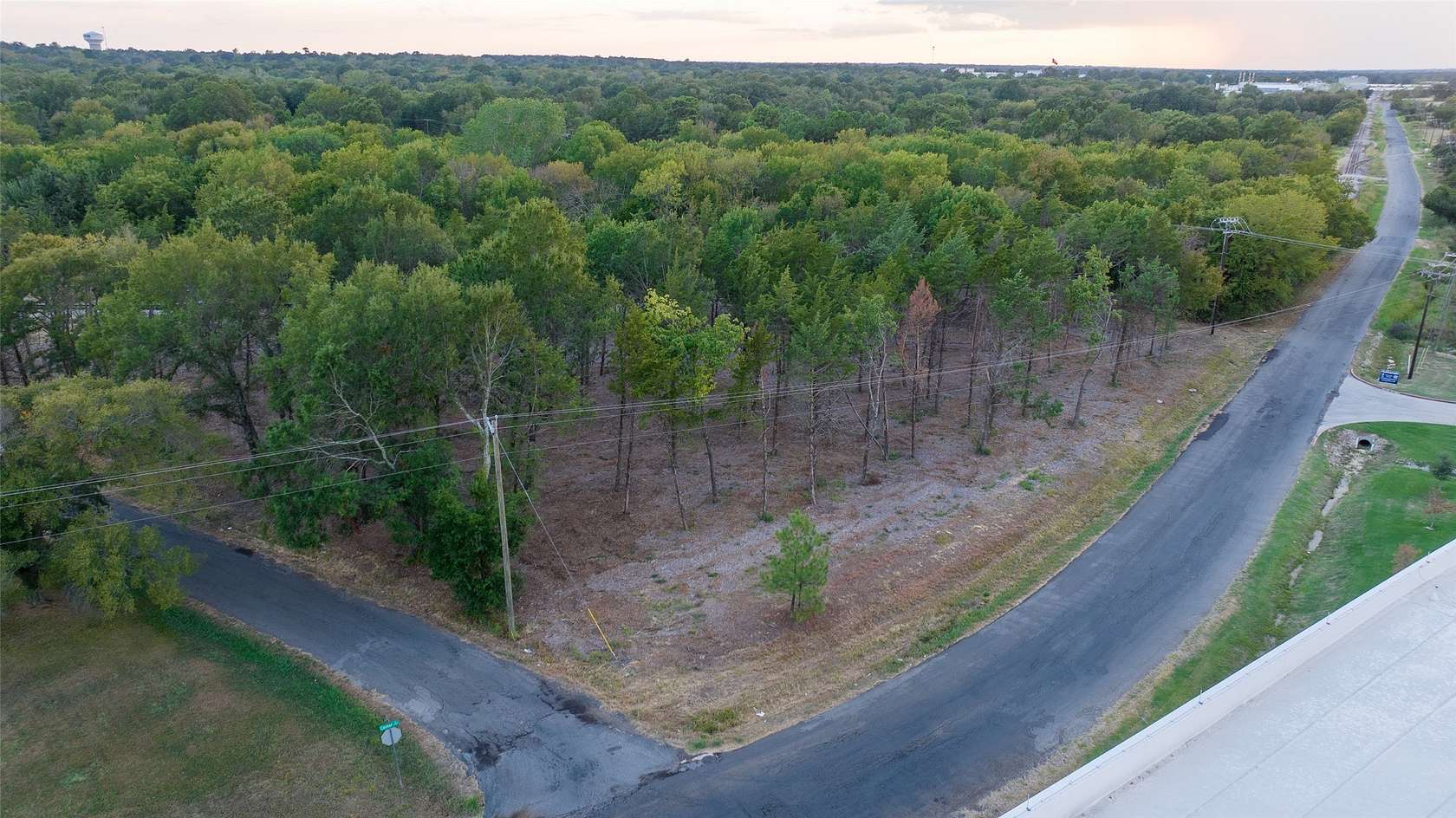 3.8 Acres of Commercial Land for Sale in Paris, Texas