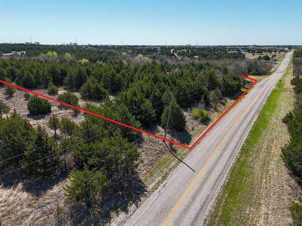 5 Acres of Residential Land for Sale in Blue Ridge, Texas