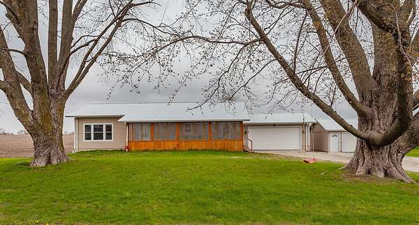 1.58 Acres of Land with Home for Sale in New Sharon, Iowa