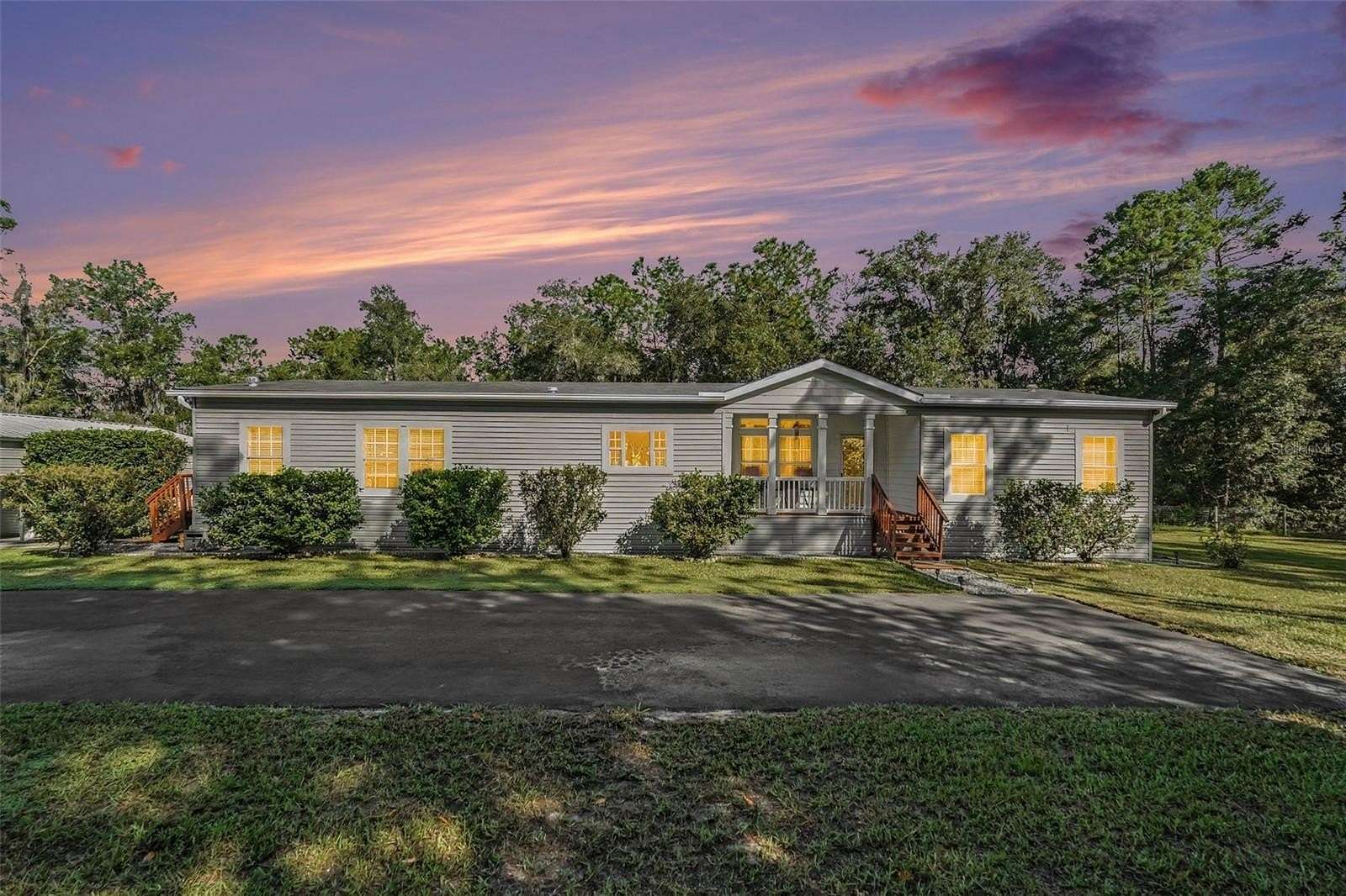 2 Acres of Land with Home for Sale in Floral City, Florida