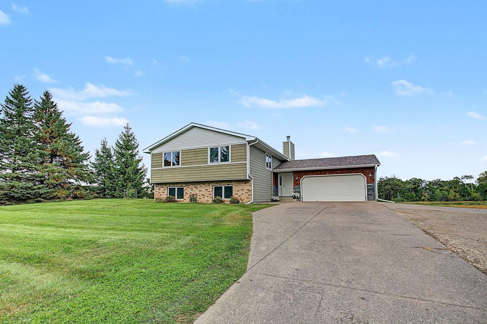 8.1 Acres of Land with Home for Sale in Stillwater, Minnesota