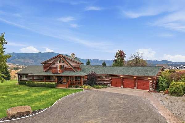 8.26 Acres of Land with Home for Sale in Greenacres, Washington