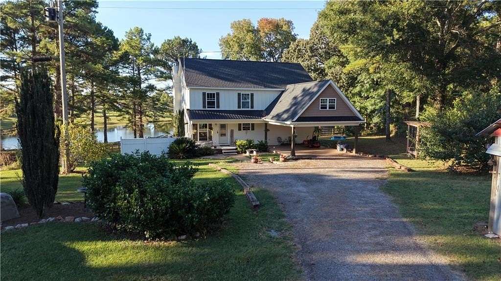 8 Acres of Land with Home for Sale in La Fayette, Alabama