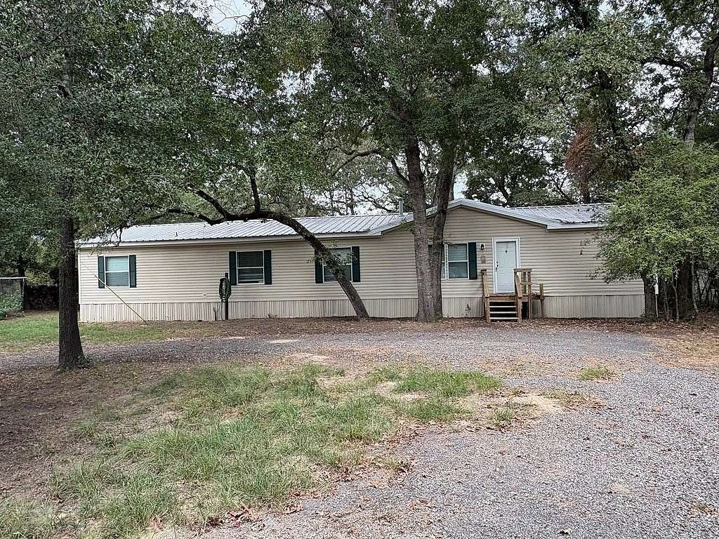 2 Acres of Land with Home for Sale in Franklin, Texas