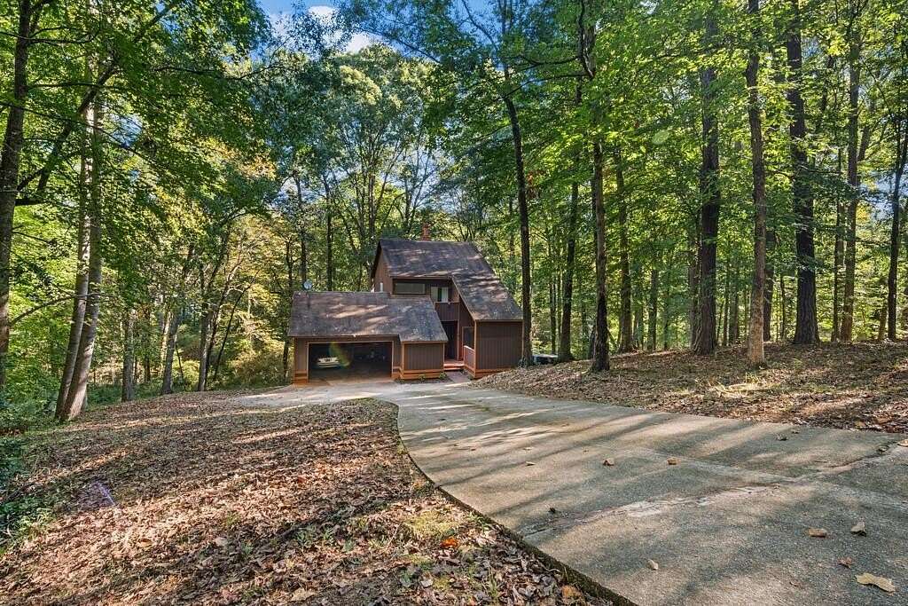 2.82 Acres of Land with Home for Sale in LaGrange, Georgia
