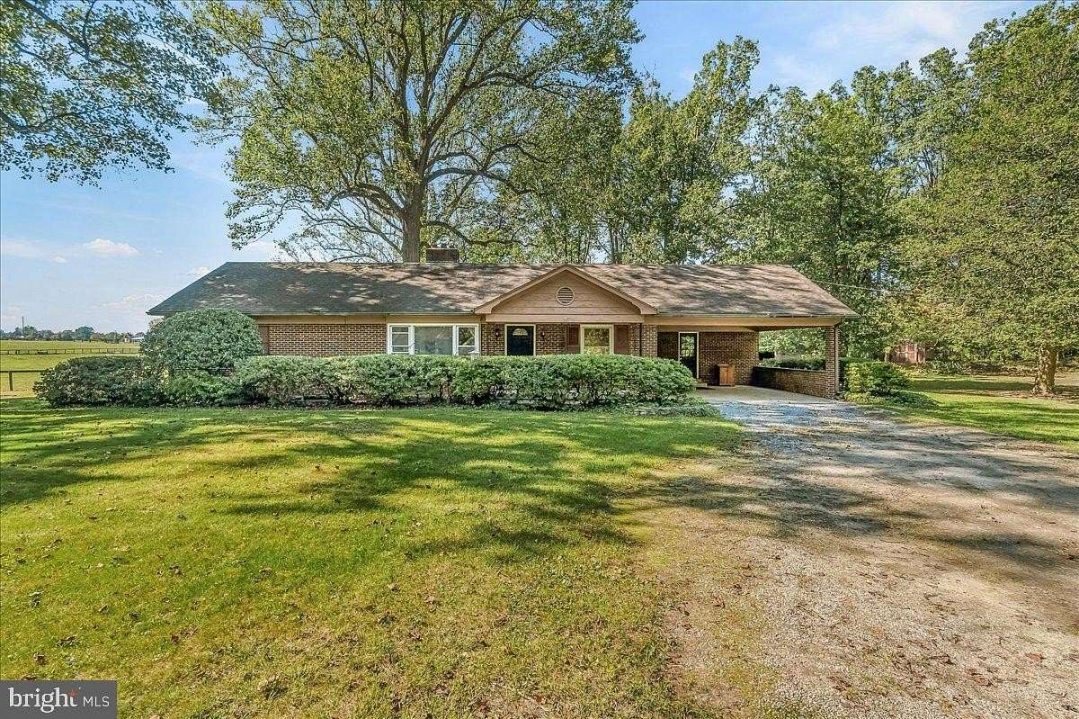 2 Acres of Land with Home for Sale in Laurel, Maryland