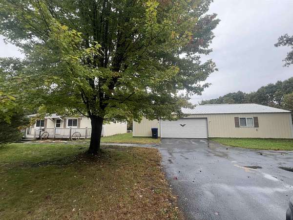 4.83 Acres of Land with Home for Sale in Wisconsin Dells, Wisconsin
