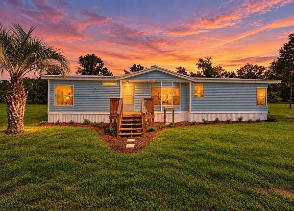 6 Acres of Land with Home for Sale in Live Oak, Florida