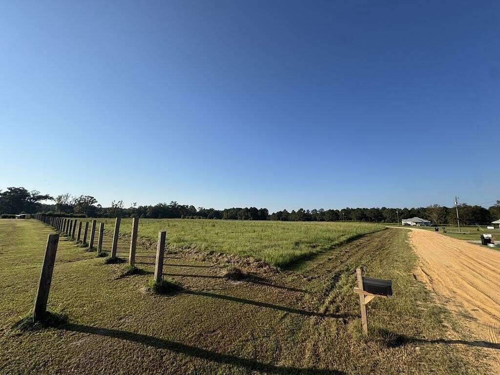 4 Acres of Residential Land for Sale in Picayune, Mississippi