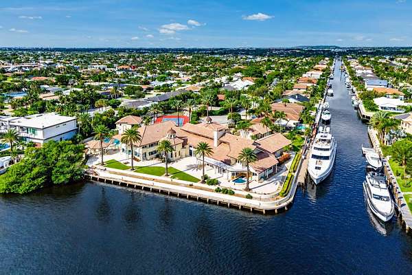 1.62 Acres of Land with Home for Lease in Lighthouse Point, Florida