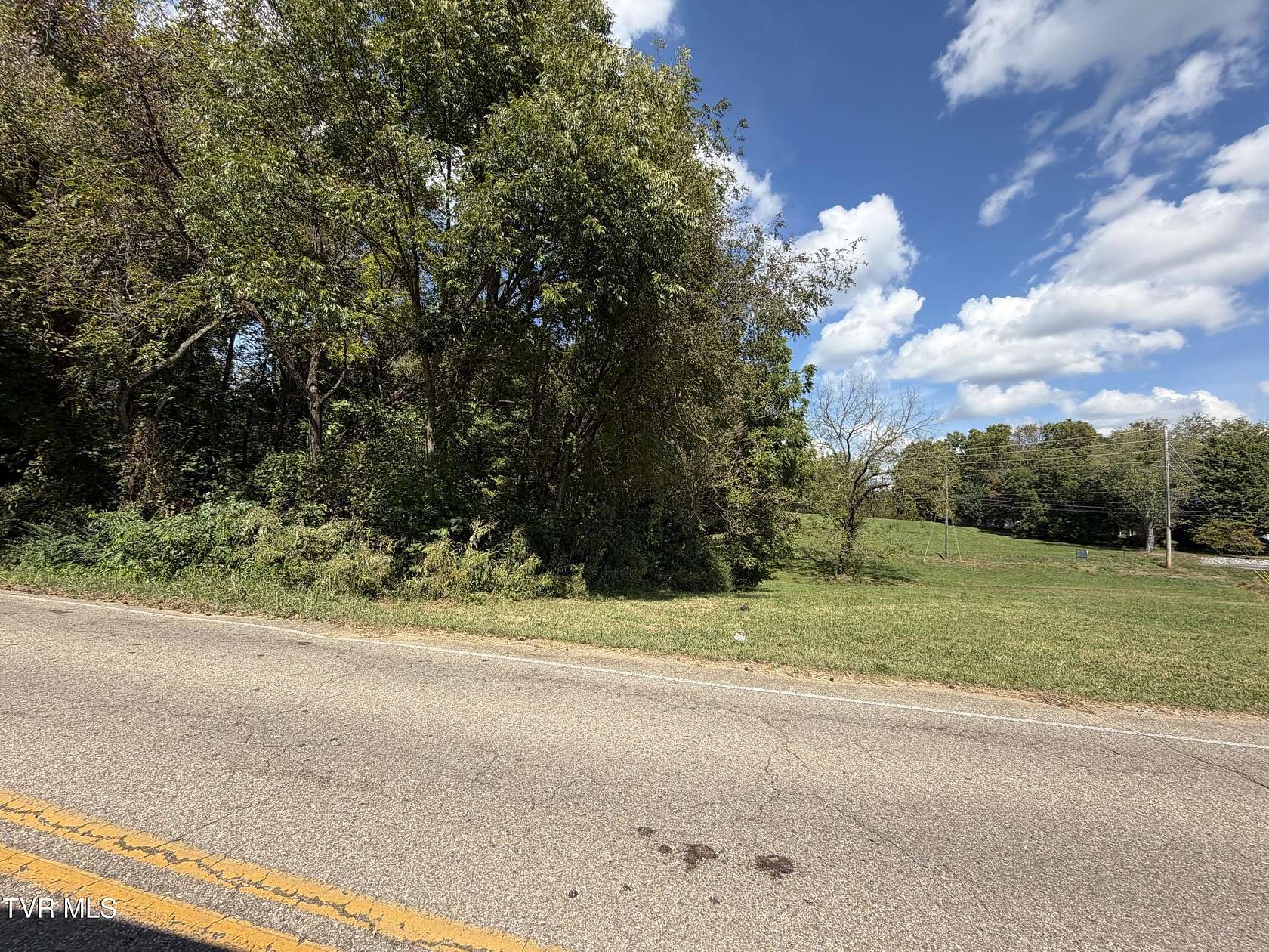 1.55 Acres of Residential Land for Sale in Greeneville, Tennessee