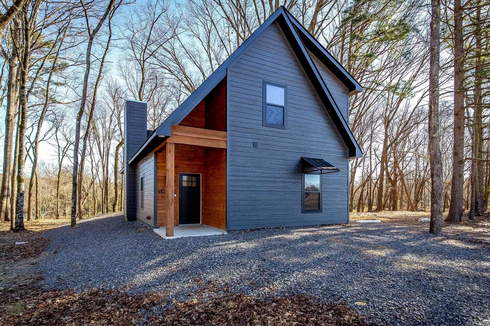 1.5 Acres of Land with Home for Sale in Pangburn, Arkansas