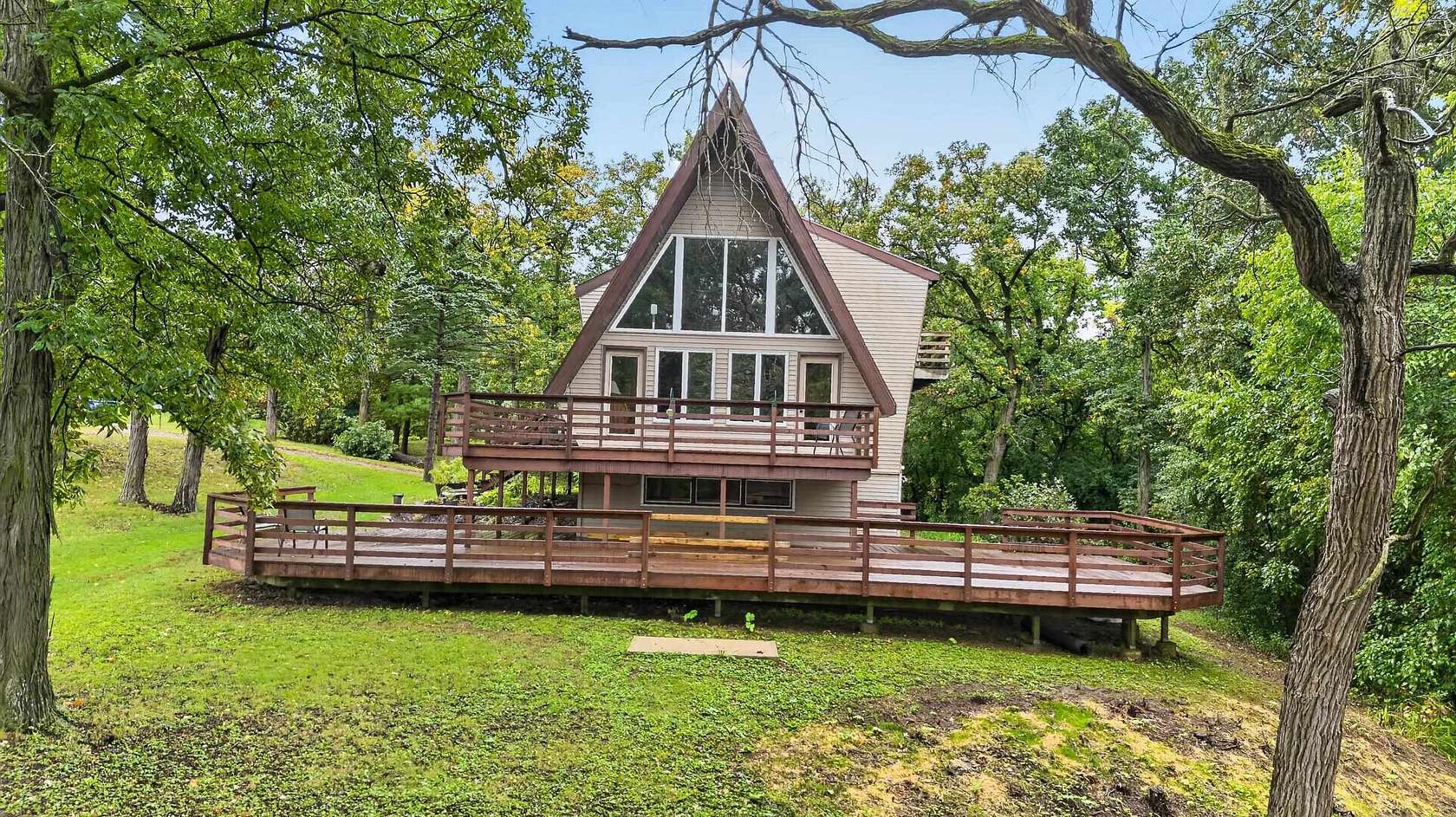 1.64 Acres of Land with Home for Sale in Winneconne, Wisconsin