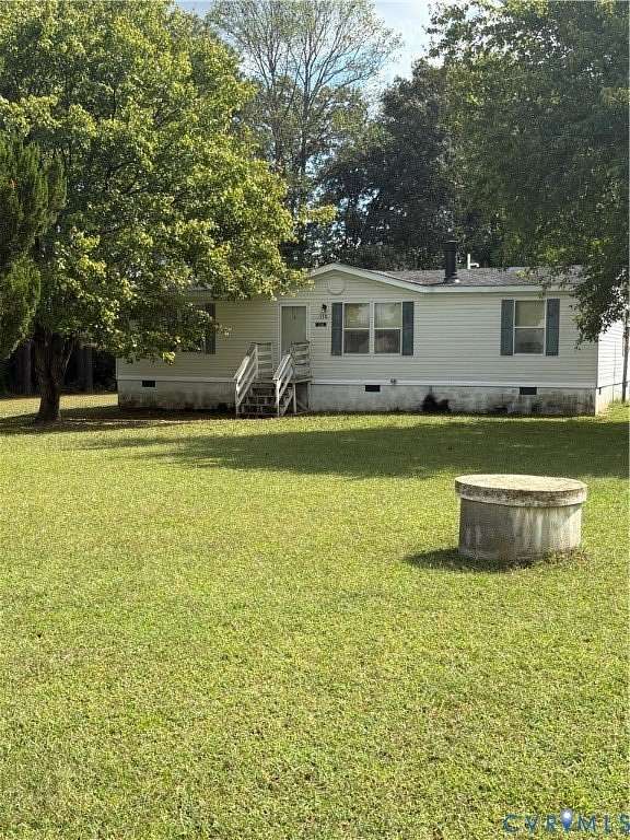 1.5 Acres of Land with Home for Sale in Tappahannock, Virginia