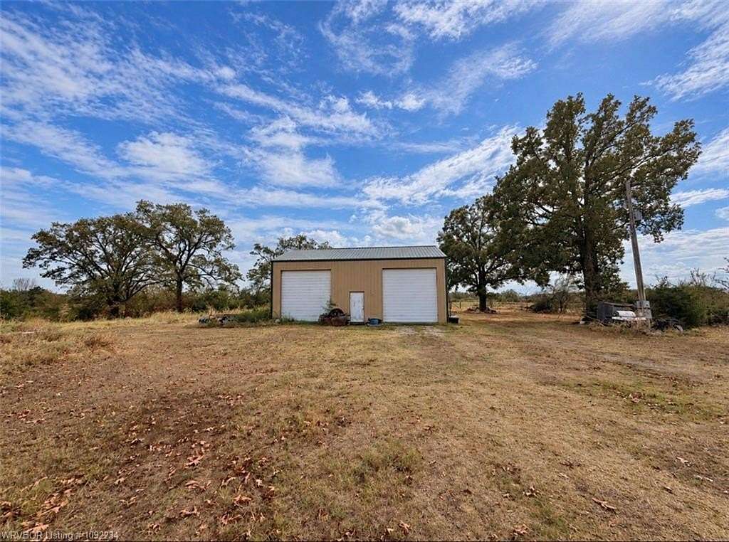 2.57 Acres of Land for Sale in Sallisaw, Oklahoma