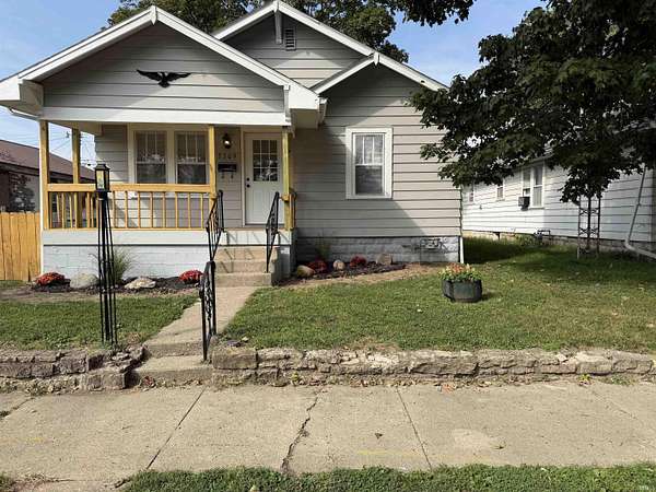 19 Acres of Land with Home for Sale in Muncie, Indiana