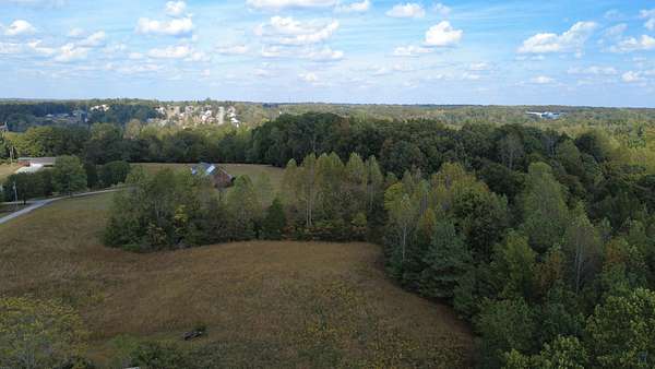 7 Acres of Land with Home for Sale in Dickson, Tennessee