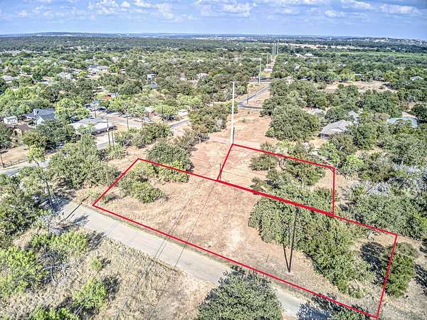 1 Acre of Residential Land for Sale in Cottonwood Shores, Texas