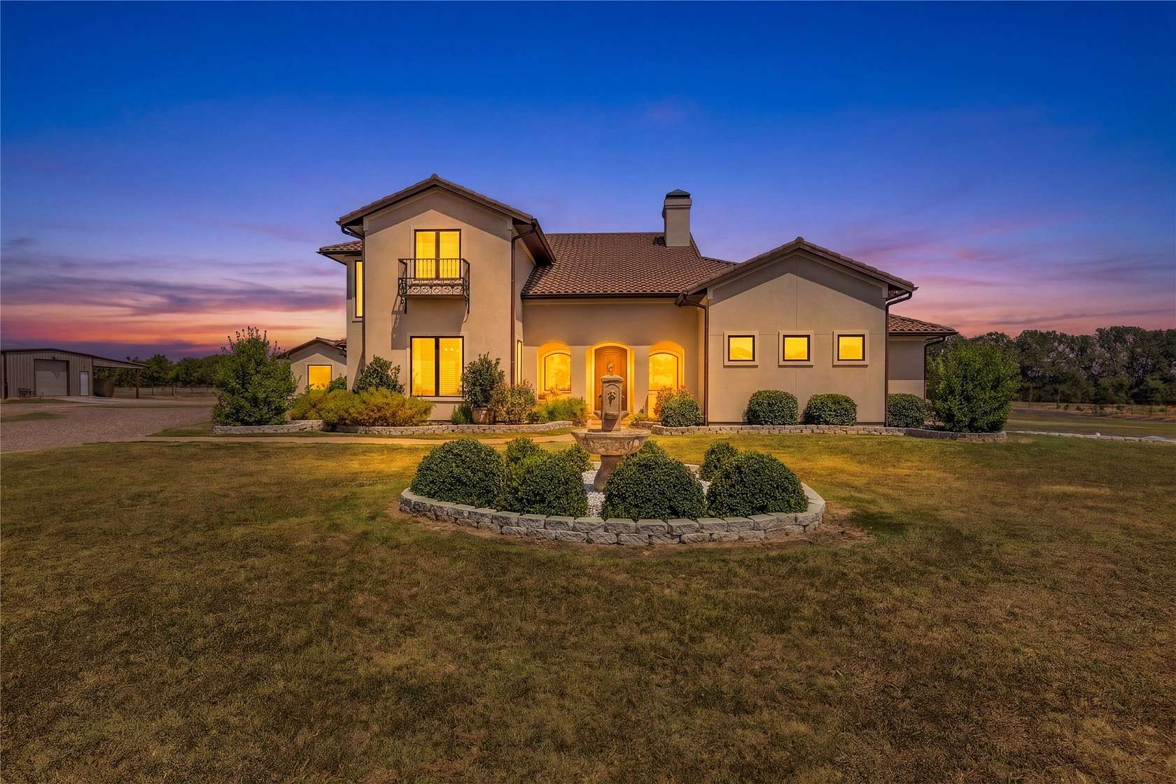 35 Acres of Agricultural Land with Home for Sale in Paris, Texas