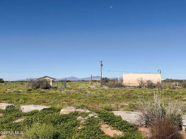 2 Acres of Residential Land for Sale in El Paso, Texas