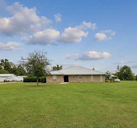 4 Acres of Land with Home for Sale in Clarksville, Florida