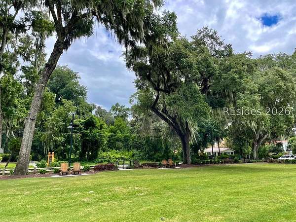 0.33 Acres of Mixed-Use Land for Sale in Bluffton, South Carolina
