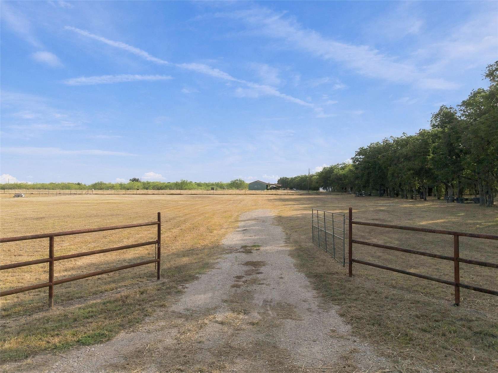 2.82 Acres of Residential Land for Sale in Riesel, Texas