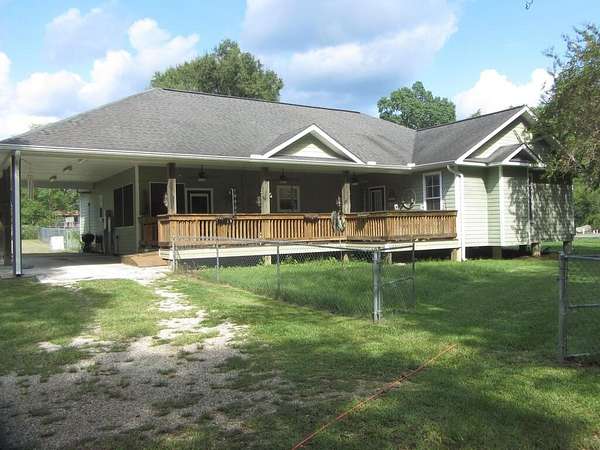 1.5 Acres of Land with Home for Sale in Picayune, Mississippi