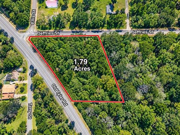 1.79 Acres of Land for Sale in Nacogdoches, Texas