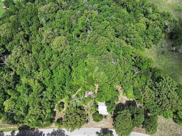 6.85 Acres of Land for Sale in Athens, Texas